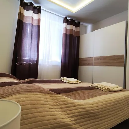 4starsds Apartment Dunajska Streda
